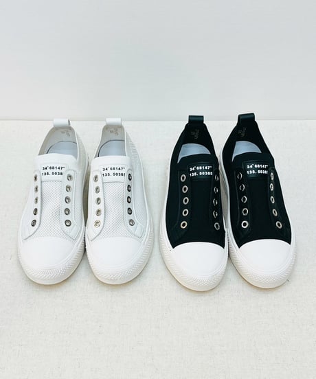 紐無し メッシュ厚底 スニーカー