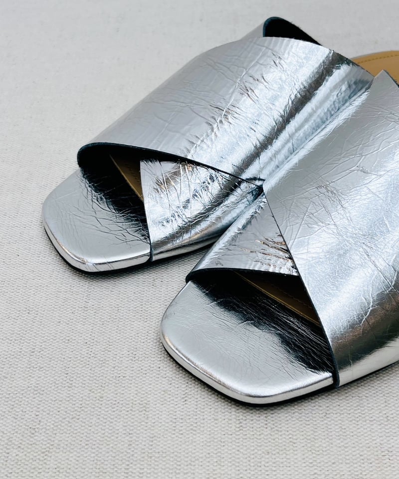 PACO RABANNE フラットサンダル Silver sandals with sparkle discs heels – Rabanne