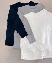 シンプルポケット付きトレーナー