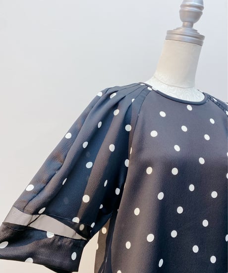 袖シアー切替 ドットブラウス