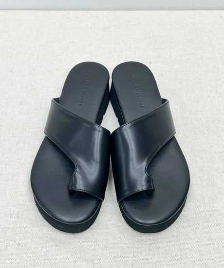トングサンダル