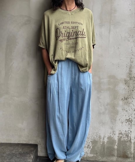 リヨセルタックパンツ