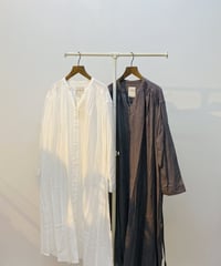 ノーカラーコットン100% チュニック丈シャツ