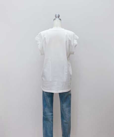 ボタニカルグラフィックTシャツ