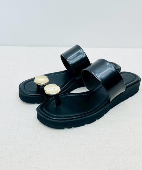 トングサンダル