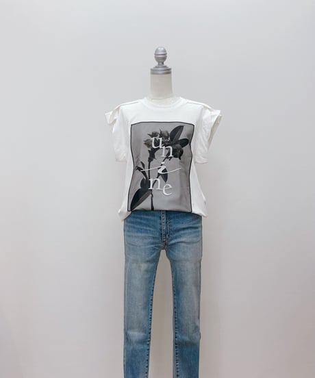 ボタニカルグラフィックTシャツ