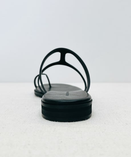 Hストラップサンダル