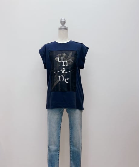 ボタニカルグラフィックTシャツ