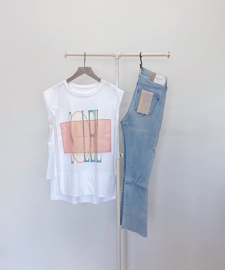 タックスリーブ グラフィックTシャツ