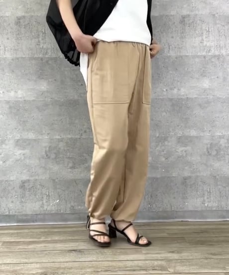 ヘムドロストカーゴパンツ