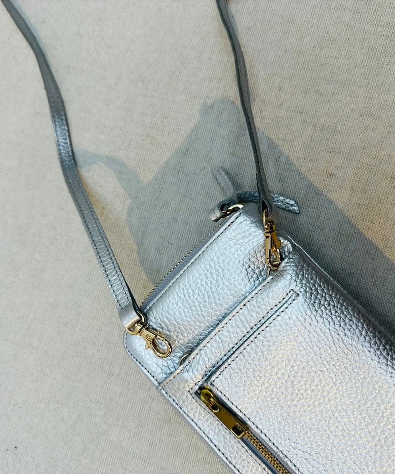 牛革シュリンクタイプ モバイルウォレットショルダーバッグ
