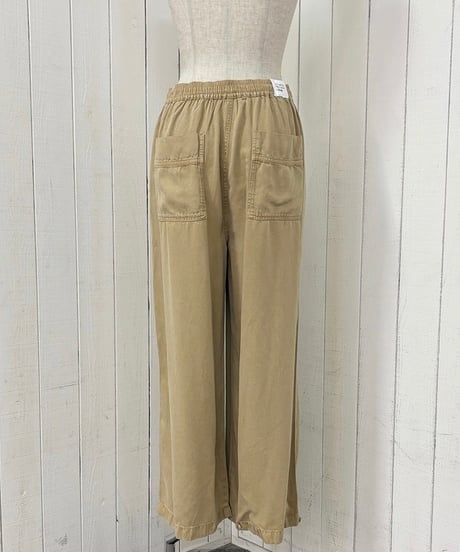 リヨセルタックパンツ