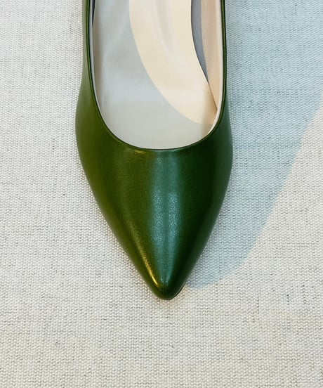 低反発パンプス