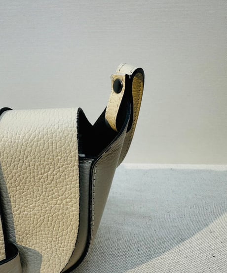 フラップデザインbag