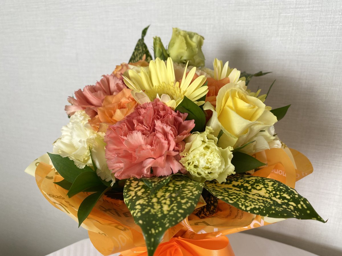 マジカルブーケMサイズ （赤系、ピンク系、ビタミンカラー系、ミックス