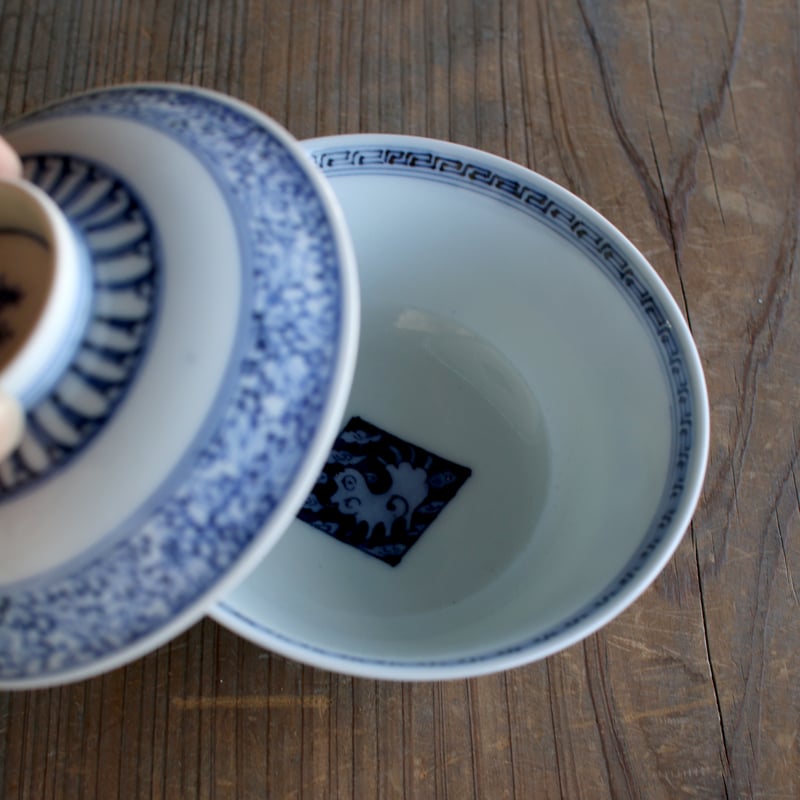 平戸焼｜花唐草とふしぎないきもの器4点セット | 土井見世 古道具店