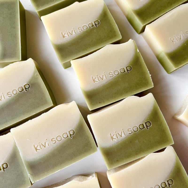 はとむぎ＆よもぎ石けん | kivi soap