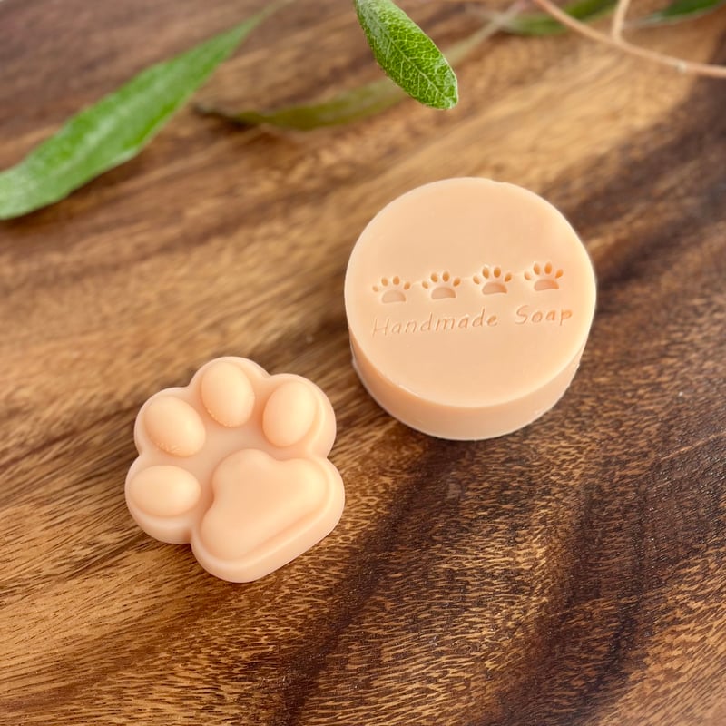 Dog Soap Leo】momo - はちみつ入りの しっとり石鹸 | kivi soap