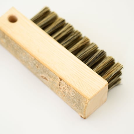 Geoffrey Fisher / Gardeners Nail Brush