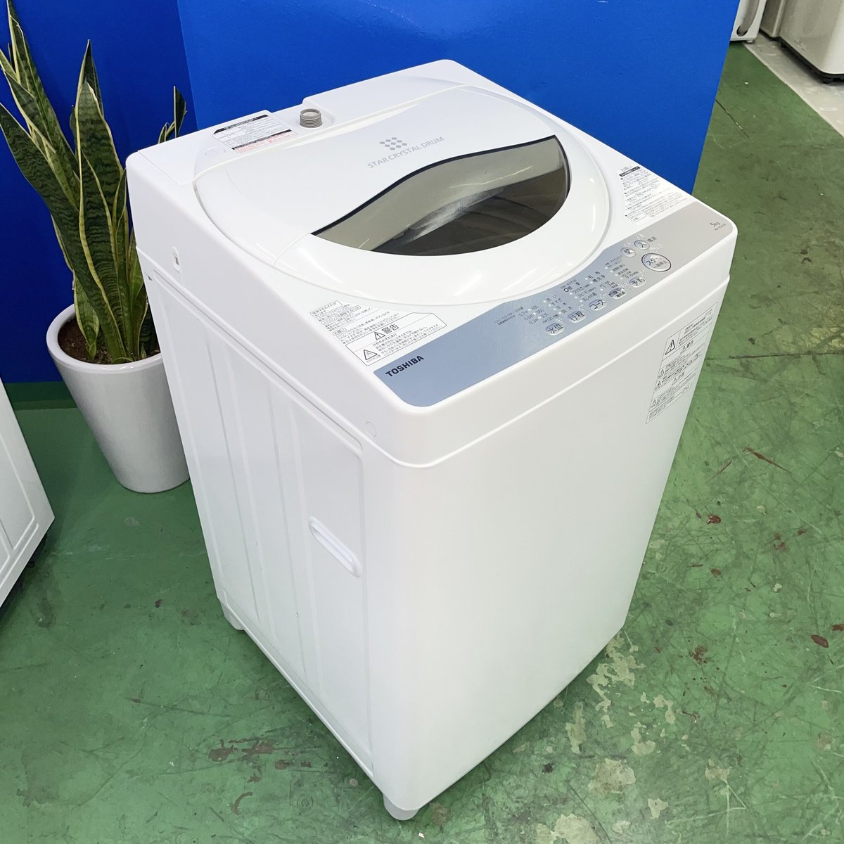 ⭐️TOSHIBA⭐️全自動洗濯機　2018年 5kg 美品　大阪市近郊配送無料