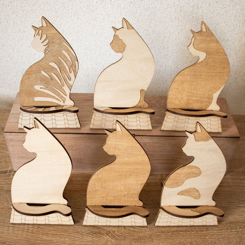 振り返り猫 スマホスタンド | CocoZakka(ココザッカ)online shop 振り返り猫 スマホスタンド | CocoZakka(ココザッカ)online shop
