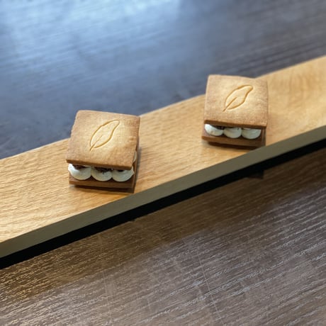 クッキーサンド(ラムレーズン・ピスタチオ・ショコラ)