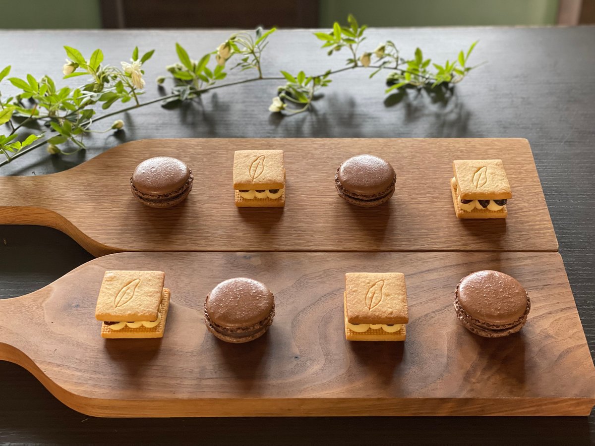 レーズンサンド&マカロンショコラ | La Verveine