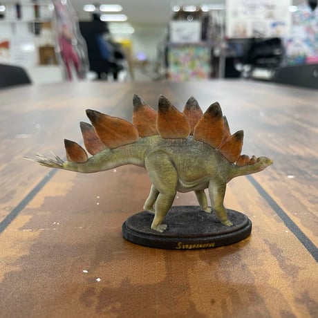 恐竜_ステゴサウルス_図鑑画家加藤愛一様作品