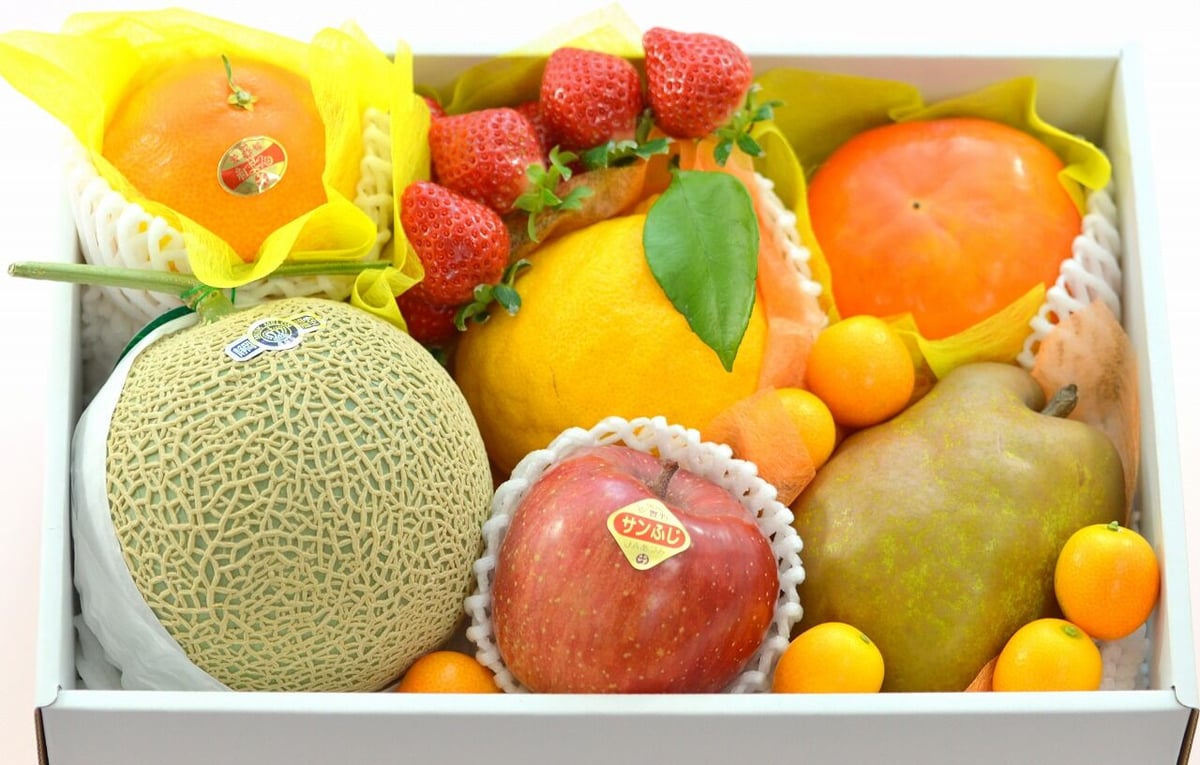 ご贈答フルーツ詰合せ_Bコース【送料込】　8-fruits