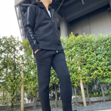 "編込みニット"ブラックセットアップ