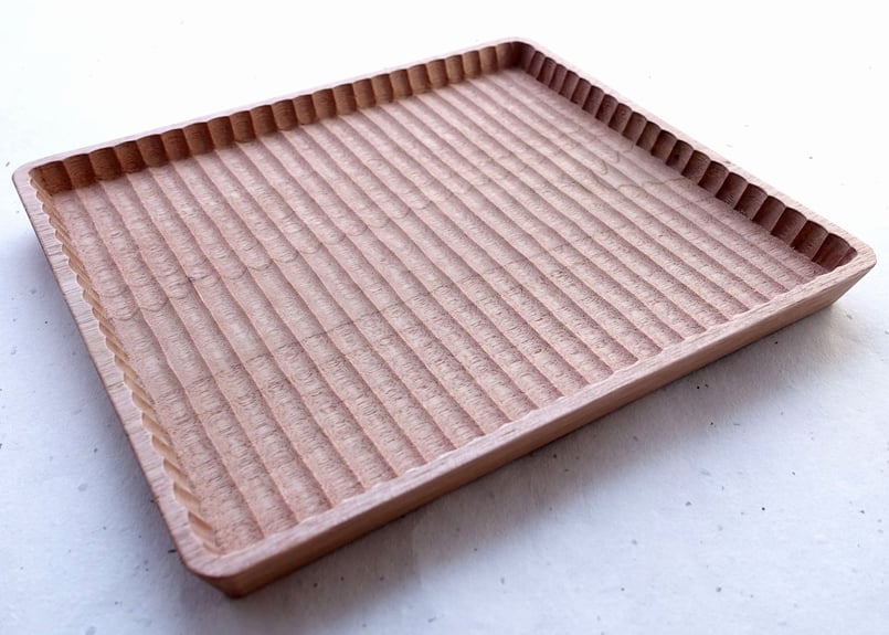 我谷盆 胡桃 23×20×2cm ナチュラル | 明野の小さなお盆や