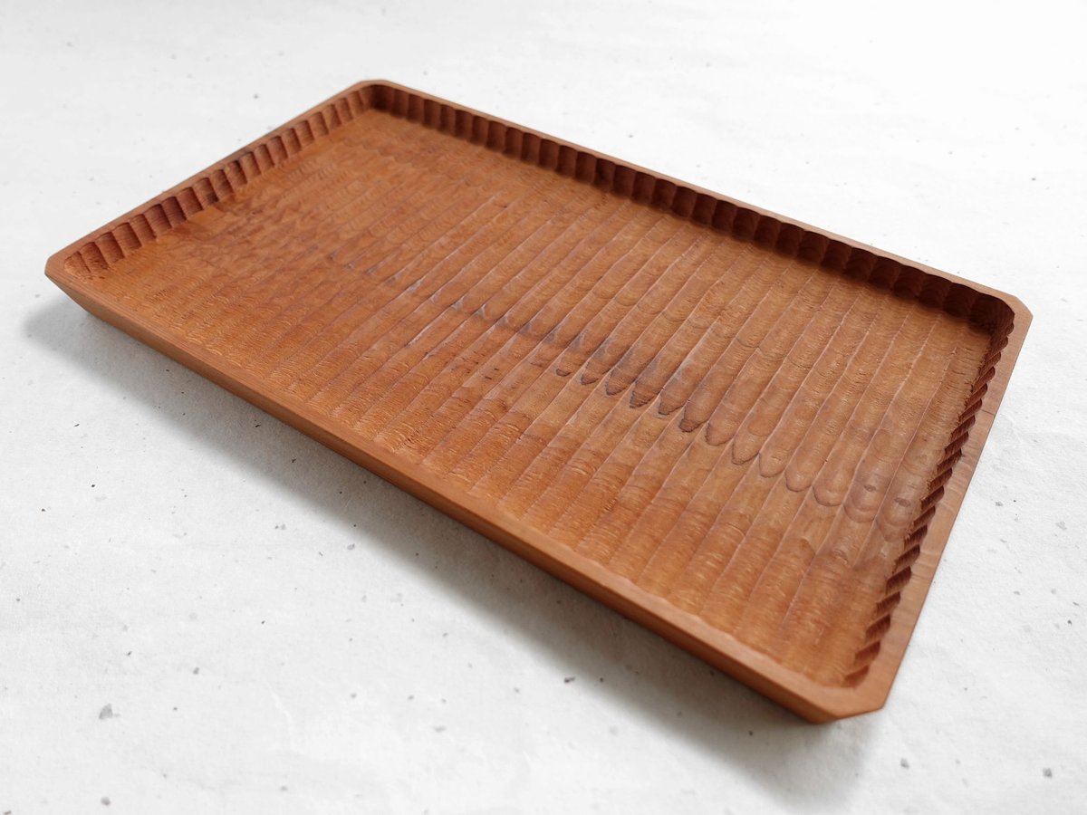 トチの我谷盆 我谷盆 櫟(イチイ) 30×18×2cm ナチュラル | 明野の小さなお盆や
