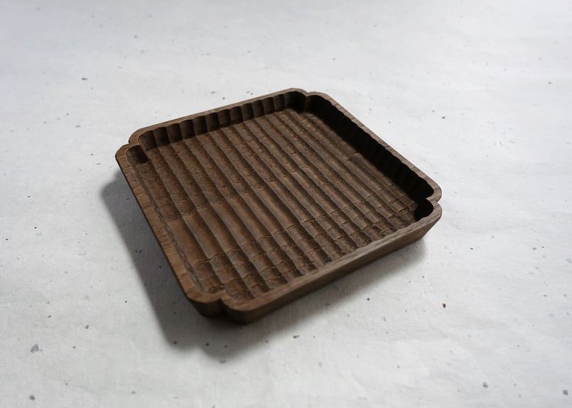 ご予約商品】入隅 我谷盆 栗 15×15×2cm 栗渋染め | 明野の小さなお盆や