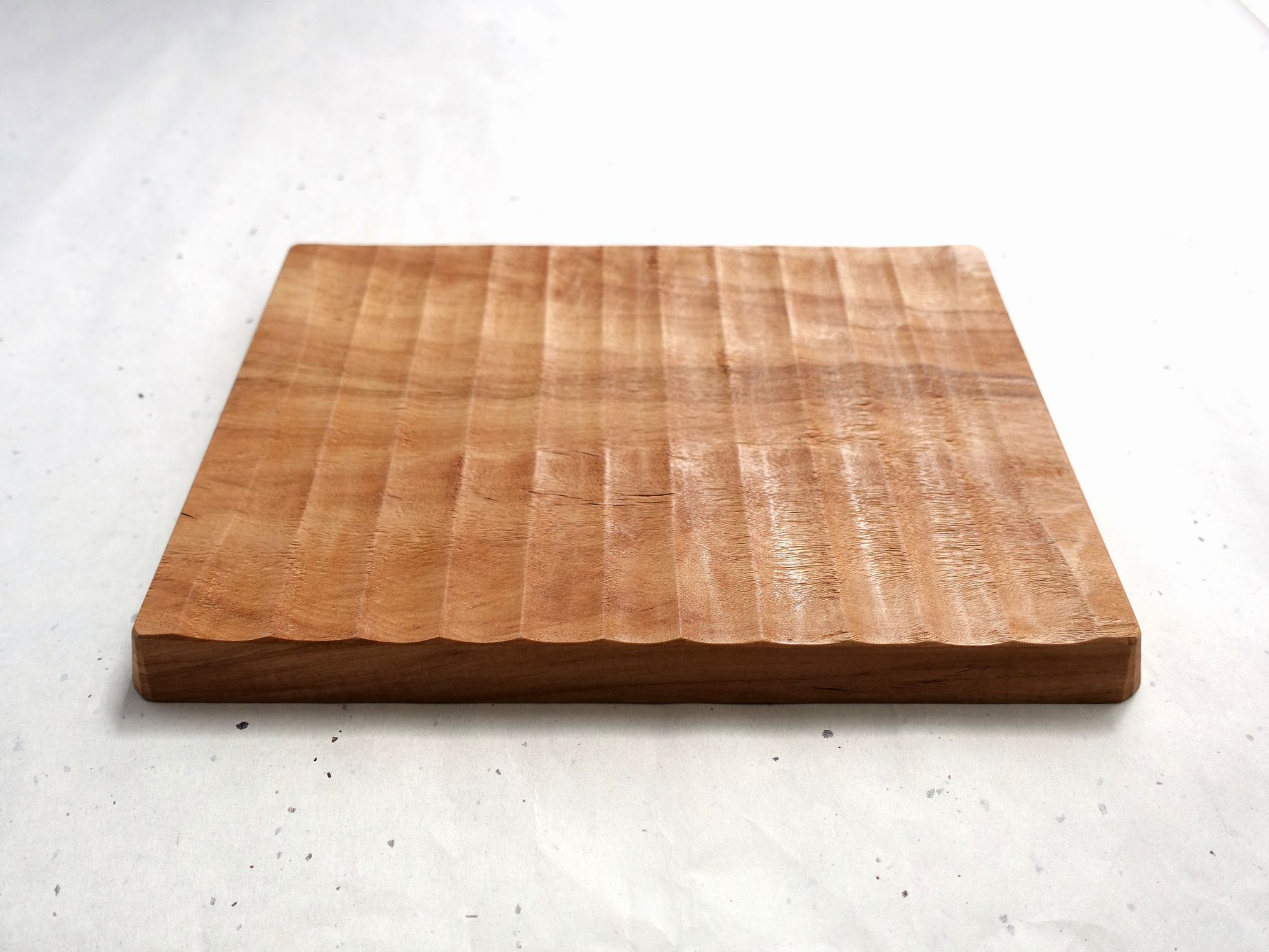 我谷盆 栃(トチ) 26×18×2cm ナチュラル | 明野の小さなお盆や