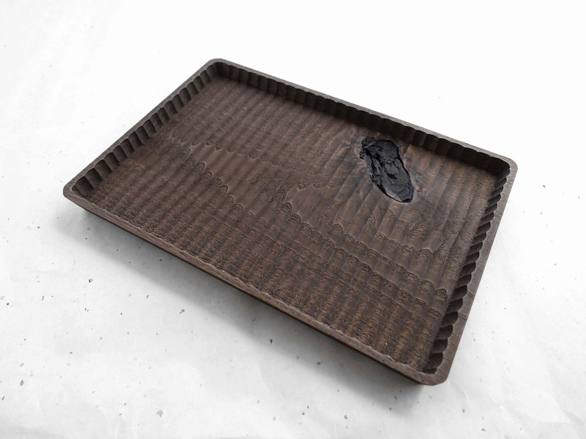 渋い色目の小ぶりの我谷盆 | 明野の小さなお盆や