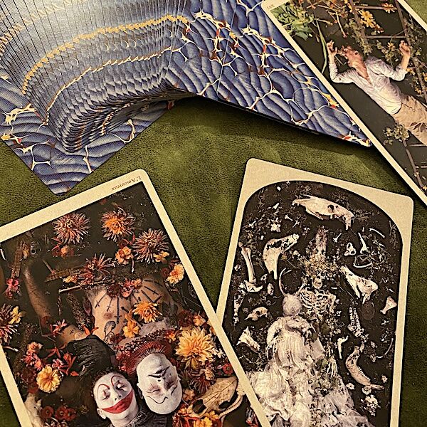TAROT of the DROWNING WORLD（溺れる世界のタロット） | 【レアタロ