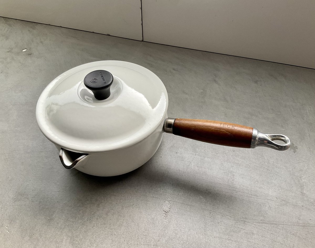 ヴィンテージ ルクルーゼ】木柄ソーシエール20 ホワイト色