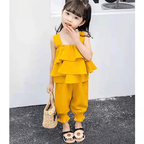 ❣️超可愛い韓国風女の子❣️トップス　２点セットアップ