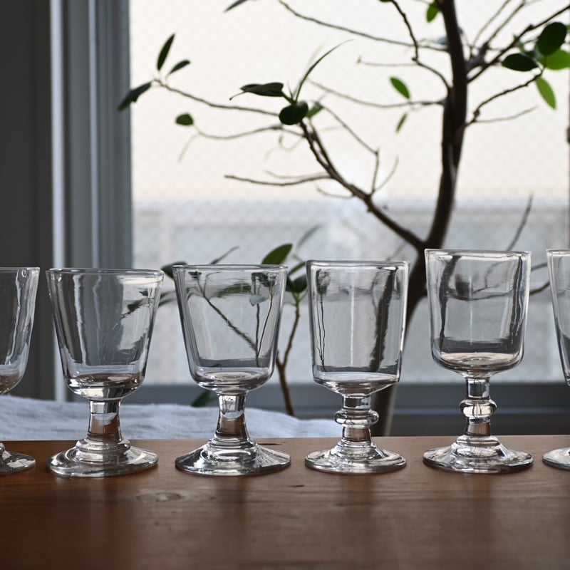 パリ　　アンティーク　記念 SOUVENIR de PARIS アンティークビストログラス 1脚 ＆ ワイン 2本