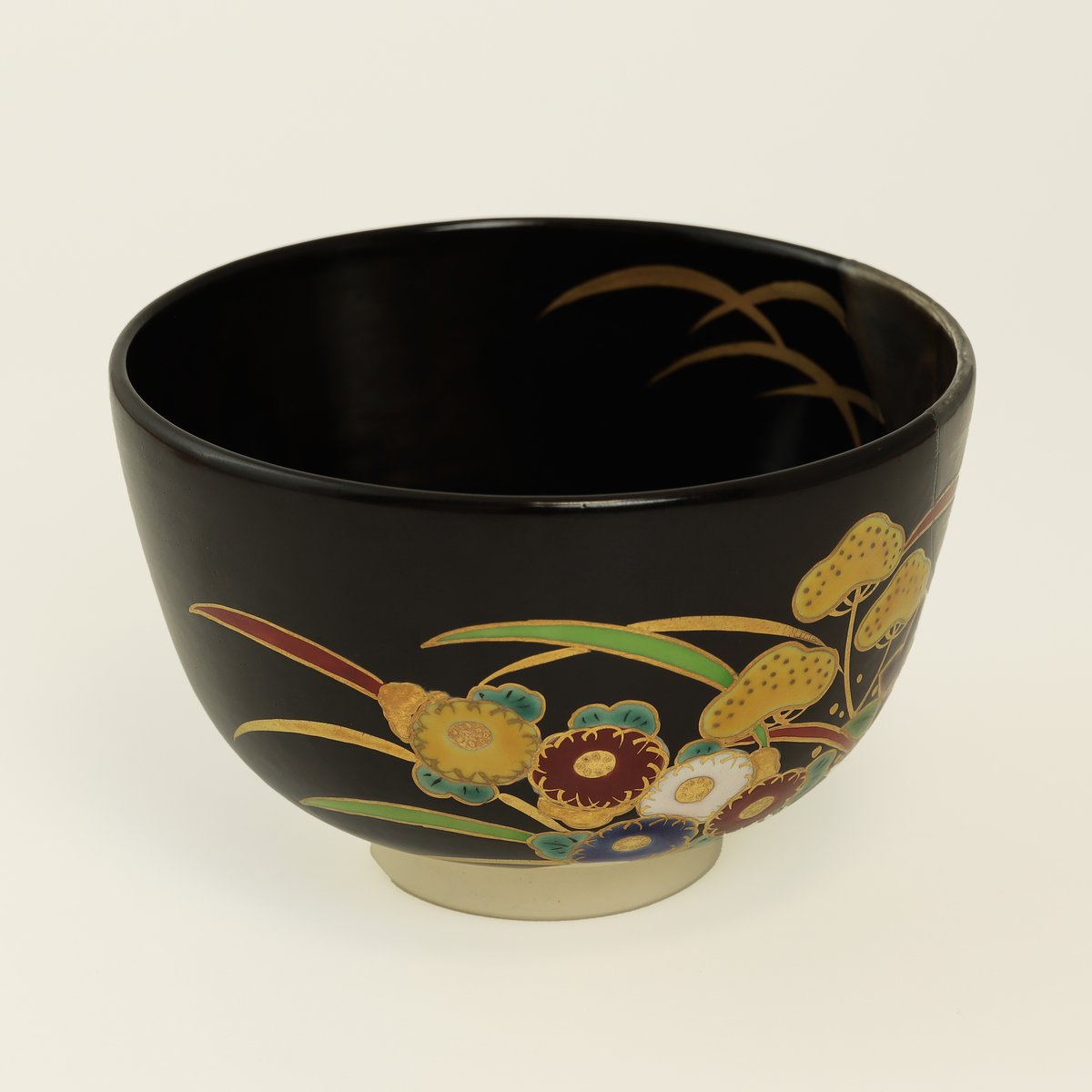 茶碗　黒仁清　市松文茶碗 楽天市場】【茶器/茶道具 抹茶茶碗】 黒仁清写し 扇面（松竹梅