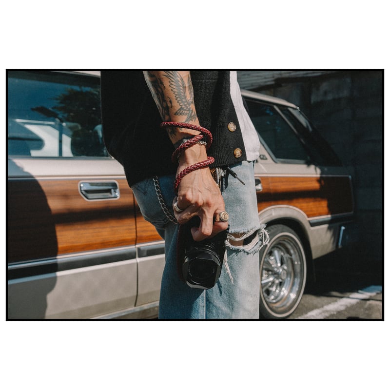 ホワイトTee レッド　ストラップ 生産終了)kyoto boys original camera strap ブラウンレッド