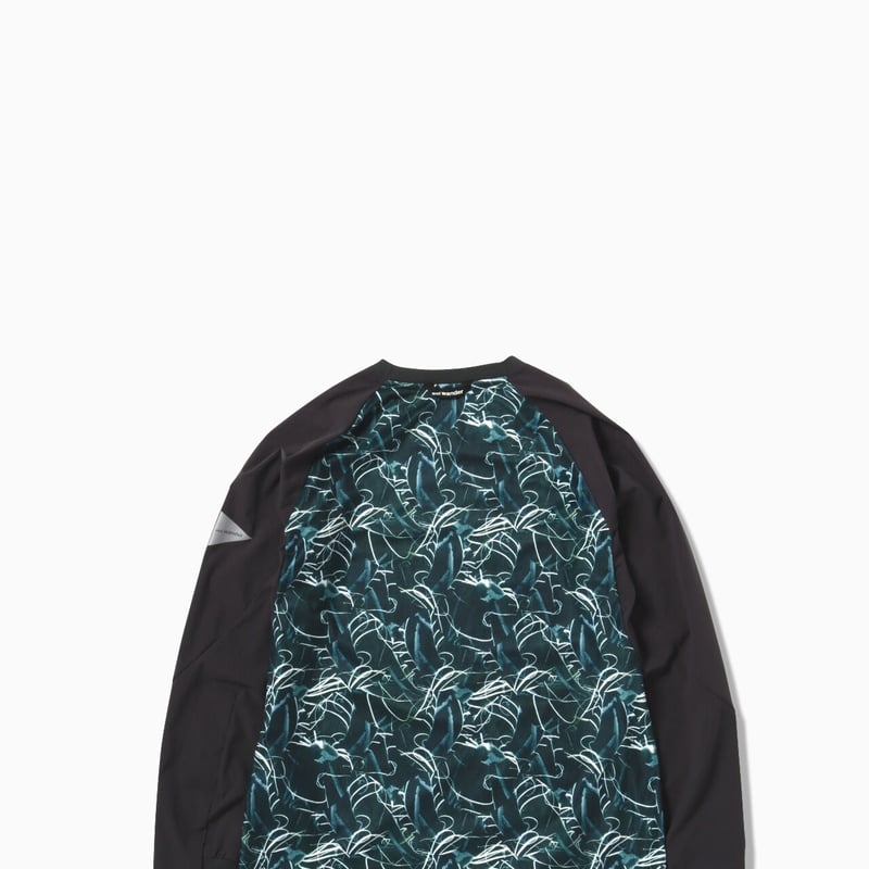 and wander】printed fleece base T(green) | Sunn