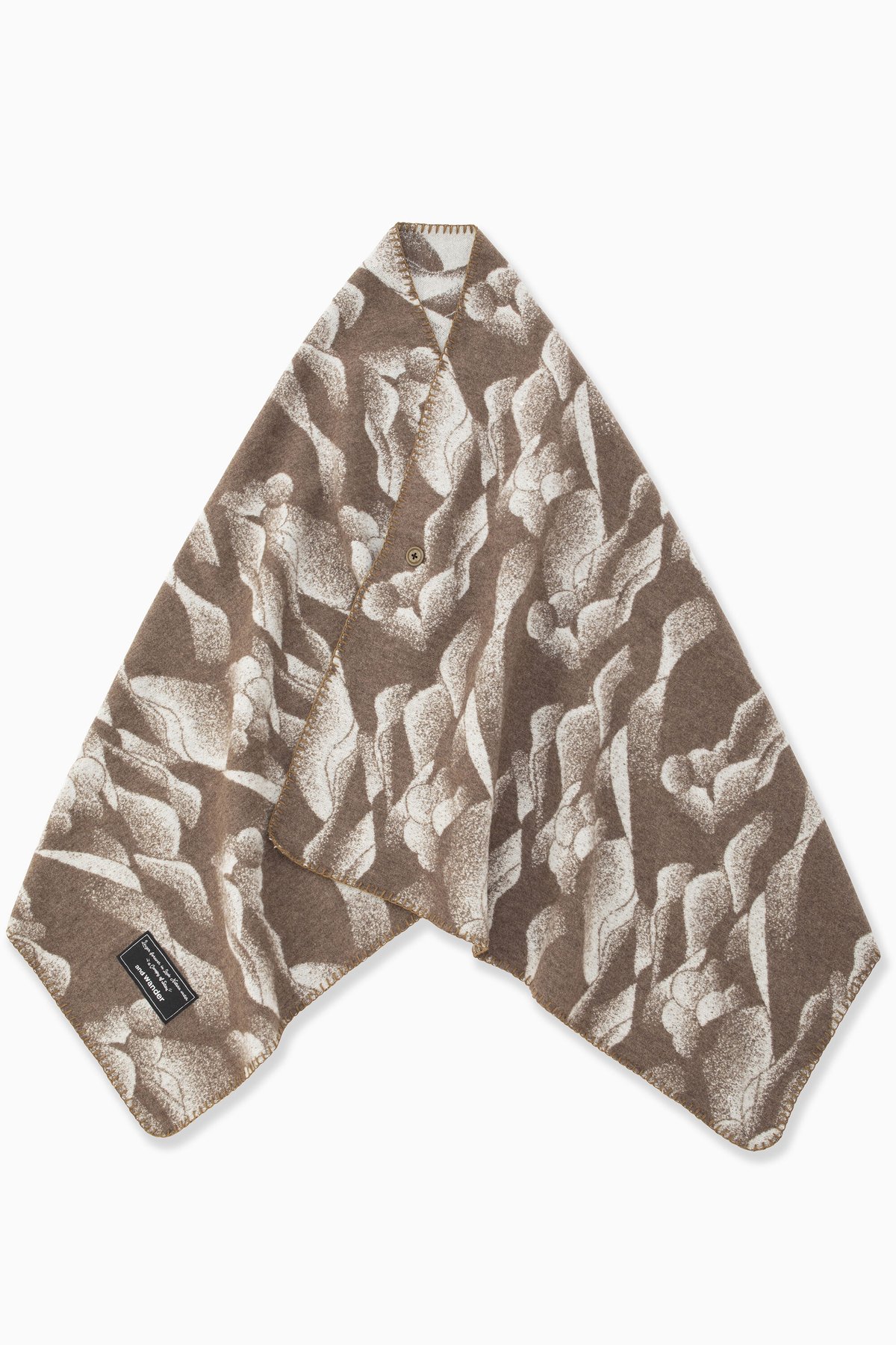 and wander】 mountain camo wool blanket small |
