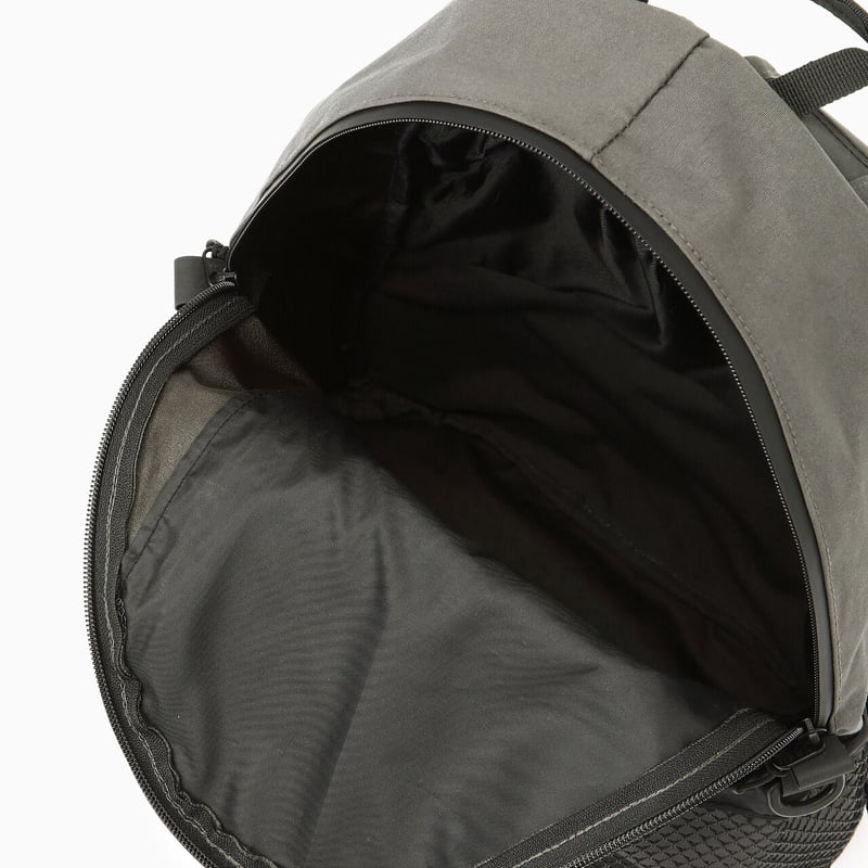and wander】 PE/CO 20L daypack(gray) | Sunny Site