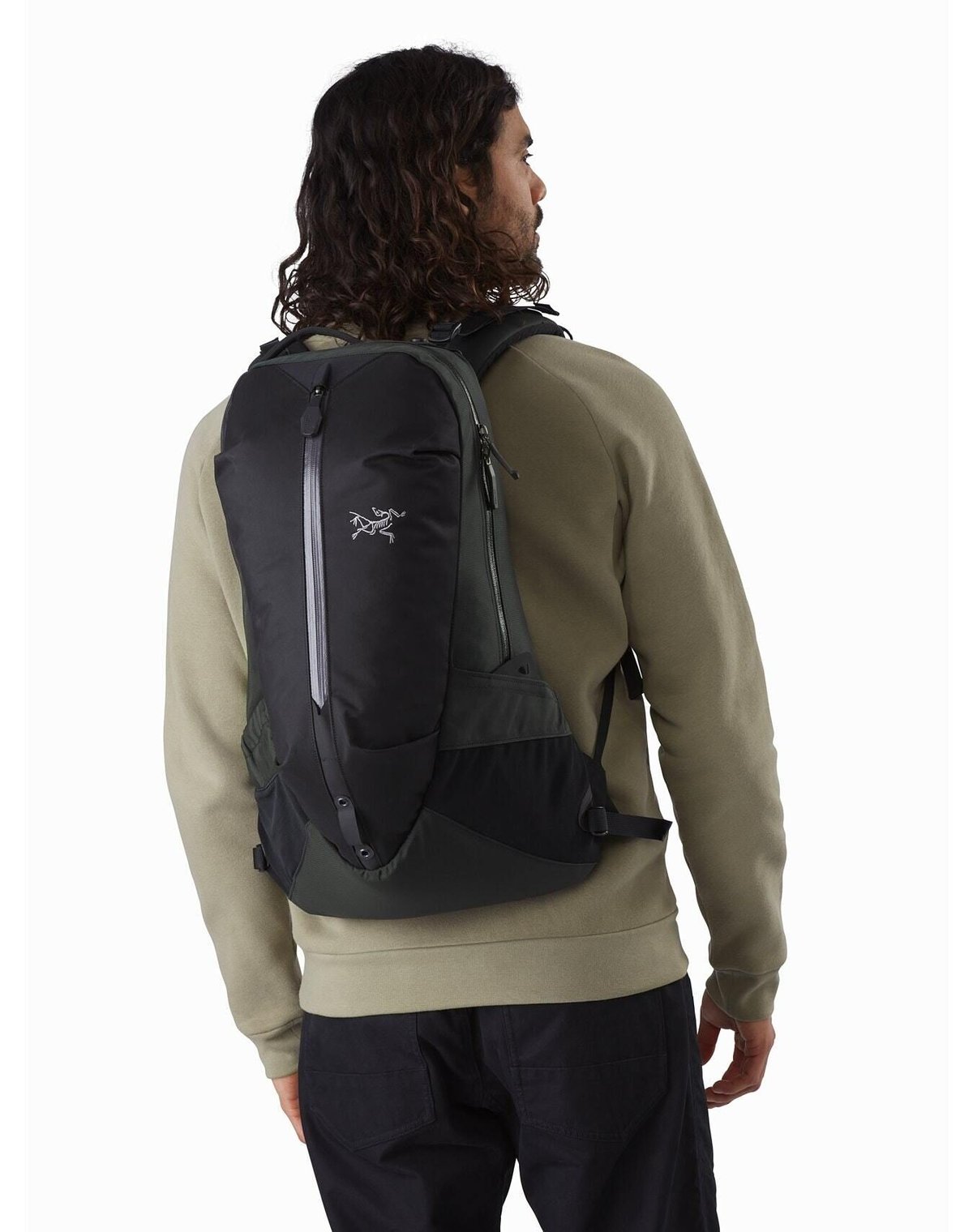 ARC`TERYX】 Arro 22 Backpack (Stealth Black) | ARC`TERYX】 Arro 22 Backpack (Stealth Black) |