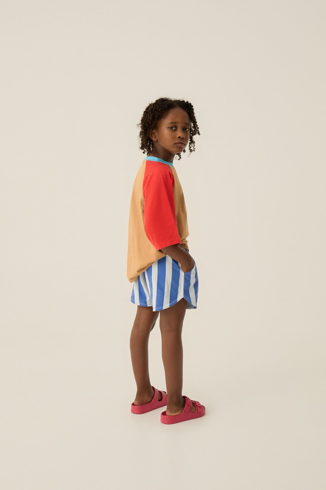 即納【2y, 3y, 4y, 5-6y, 7-8y】Color Block Red Tshir