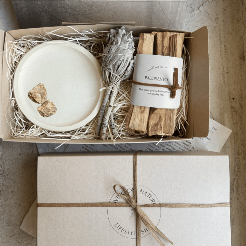 香木　セット Amazon.co.jp: #Divina スターターキット パロサント 香木 お香