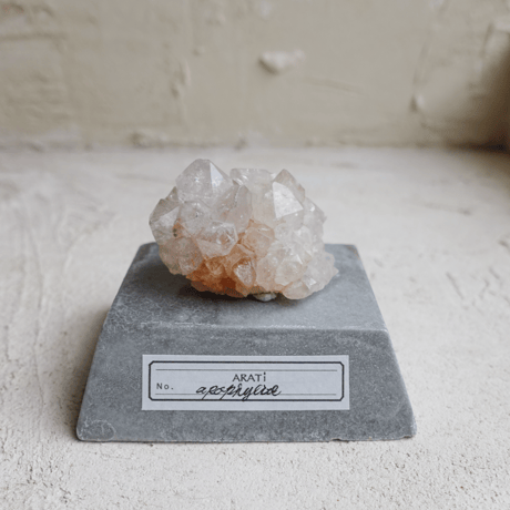 期間限定販売 / ARATi  Apophyllite