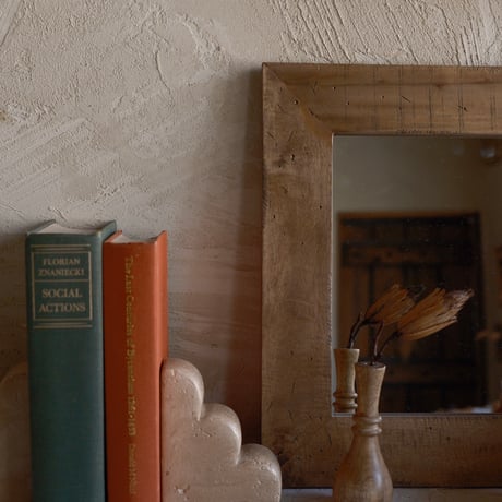 Bookend
