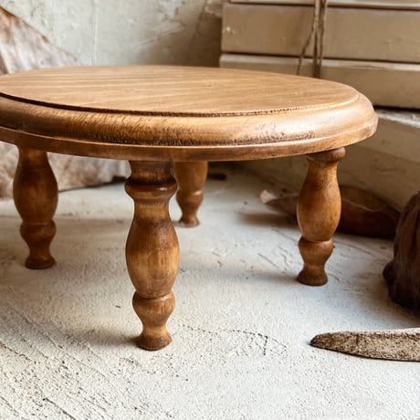 4 Legs Stand  / Pine wood